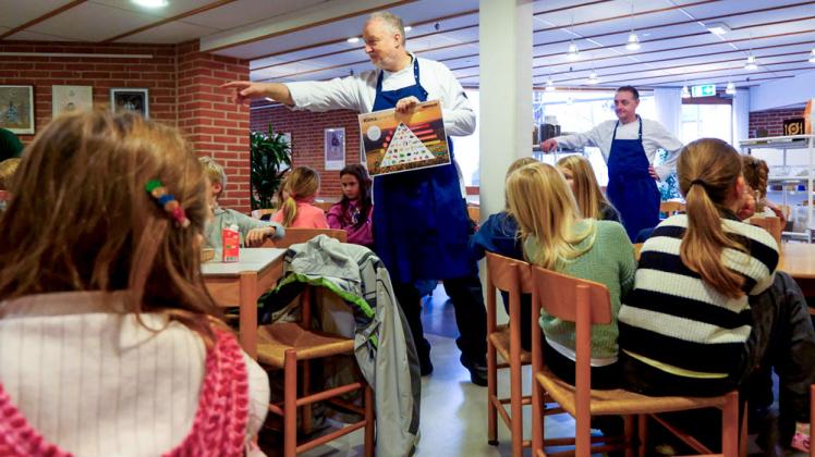 Elever fra Holte Skole besøgte Rudersdal Kommunes kantine