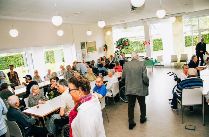 Fejring i fællessalen på Byageren