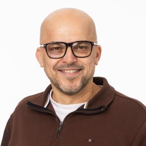 Portræt af kommunalbestyrelsesmedlem Khaled Mustapha